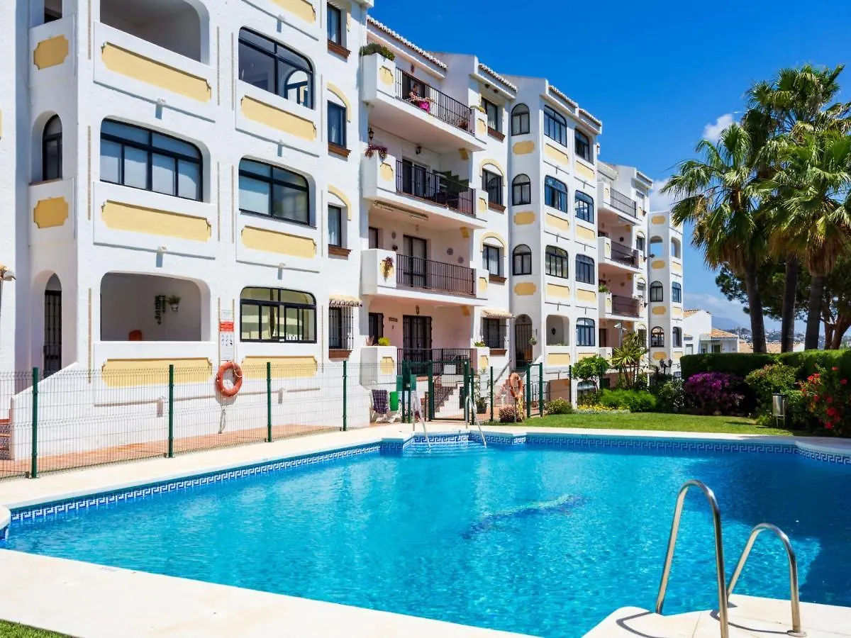 Apartment Las Acacias contacts